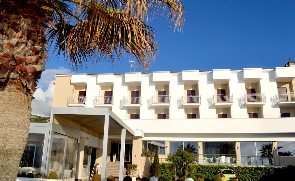 Hotel Serenella Agropoli Exterior foto